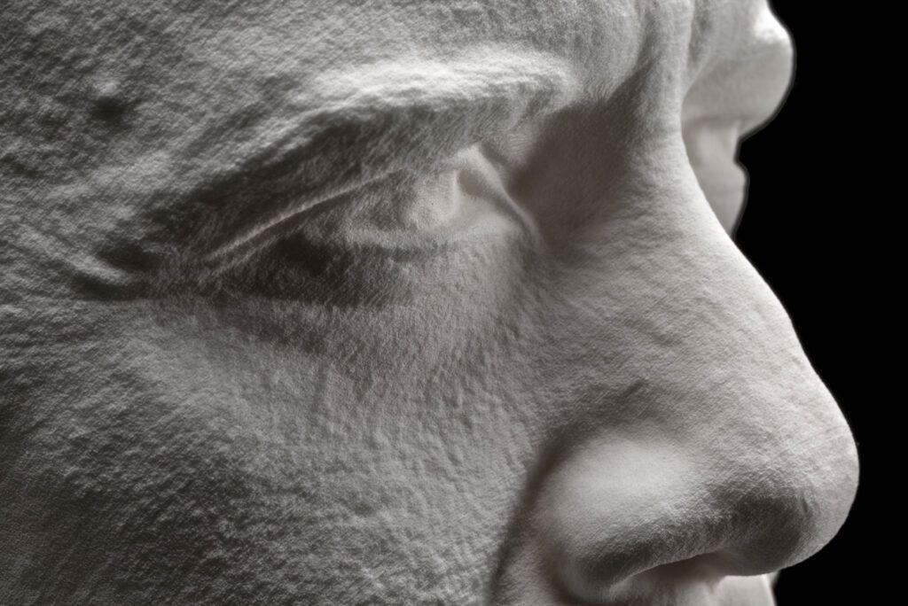 Smithsonian Displays 3-D Portrait of President Obama